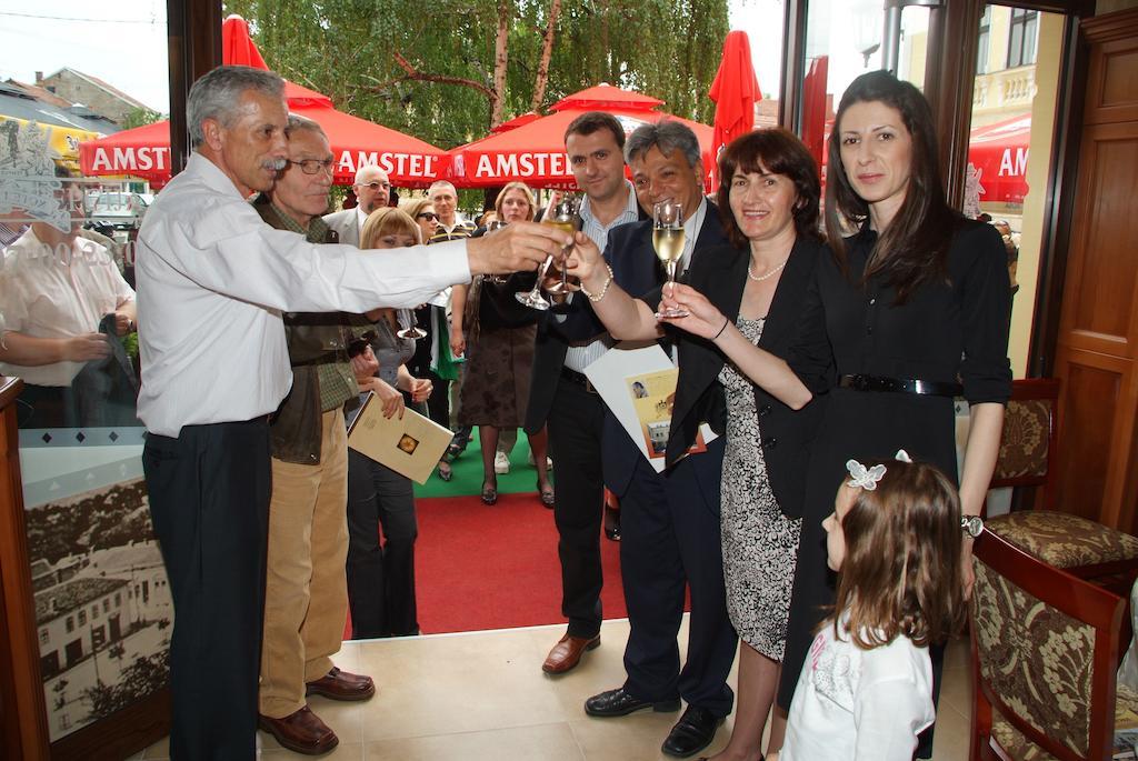 Garni Hotel Beograd Negotin Buitenkant foto